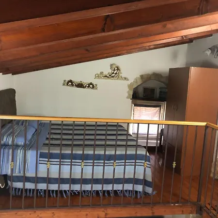 Casetta Con Piscina E Giardino Lentini