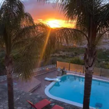 Ferienhaus Casetta Con Piscina E Giardino Lentini